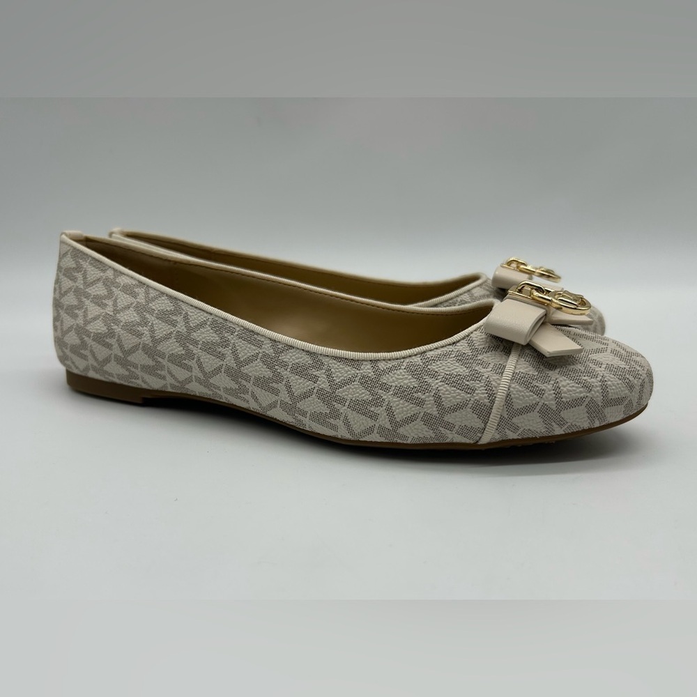MICHAEL Michael Kors Honey Ballet Flats Vanilla MK Logo Bow Gold Charm 7.5M NIB - Picture 3 of 13
